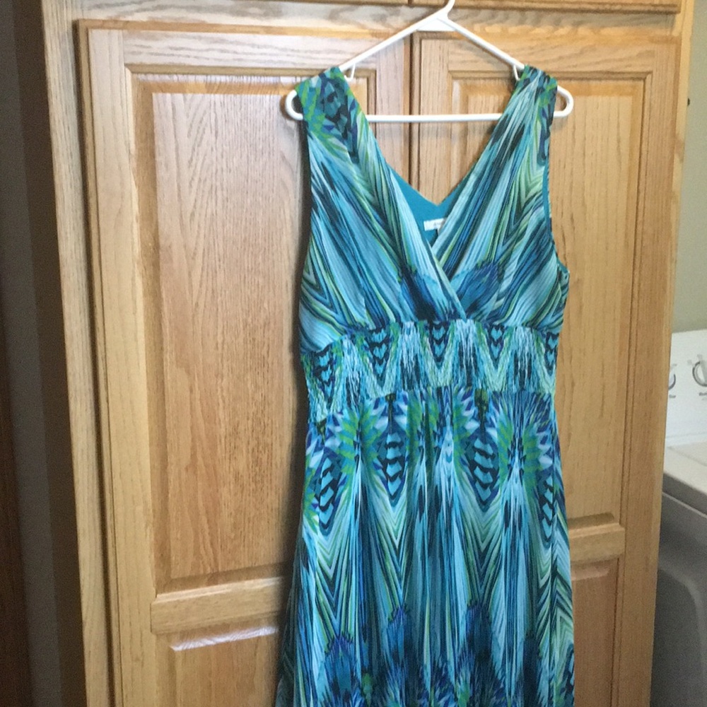 Sleeveless dress